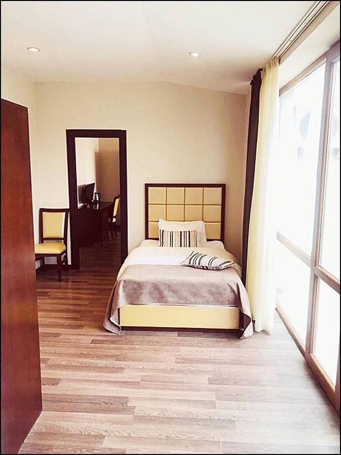 Отель Hotel Orion Old Town Тбилиси-14