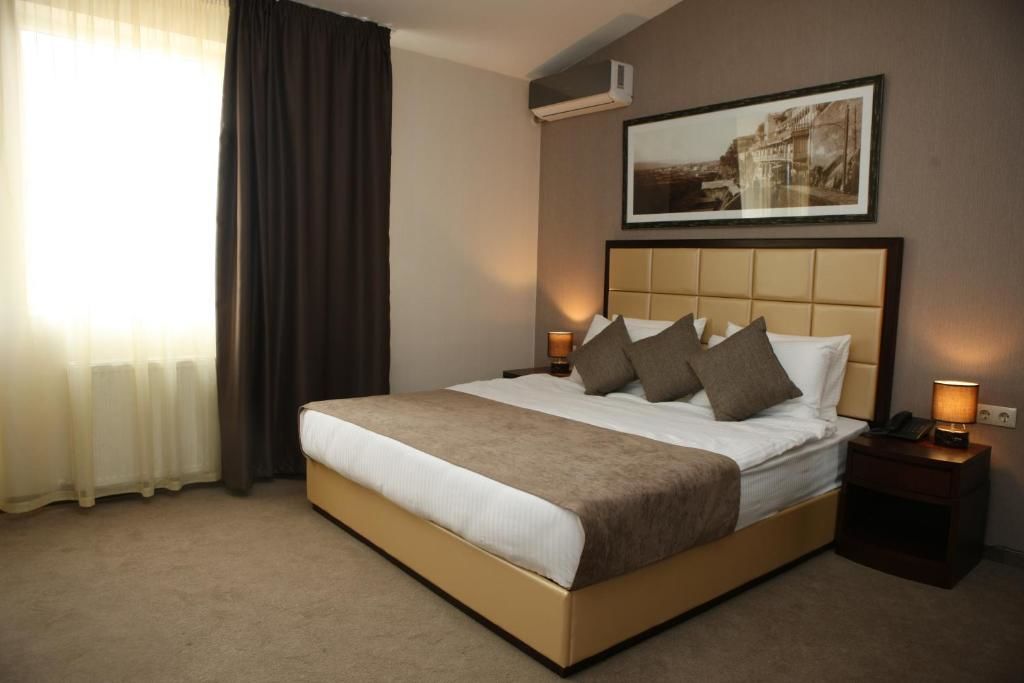 Отель Hotel Orion Old Town Тбилиси-49