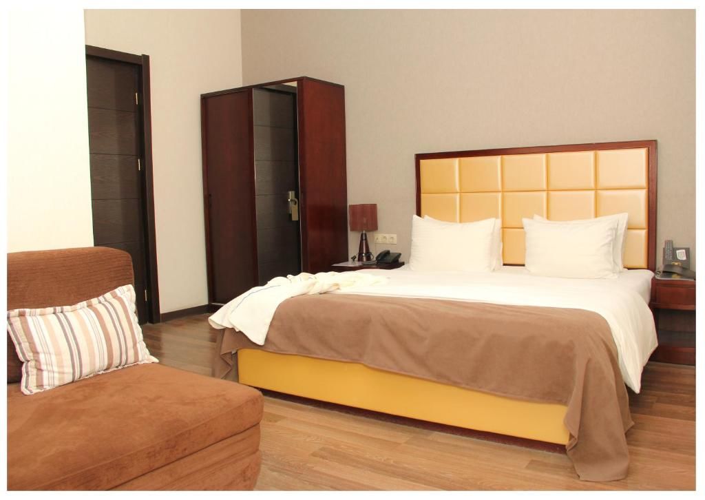 Отель Hotel Orion Old Town Тбилиси-56
