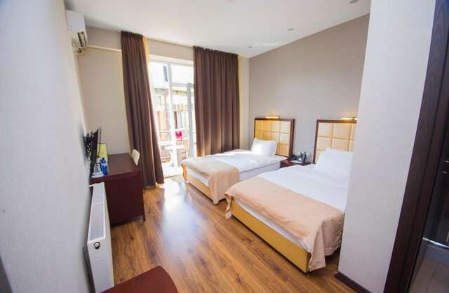 Отель Hotel Orion Old Town Тбилиси-6